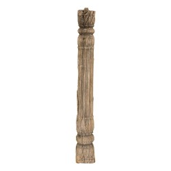Columna antigua de madera