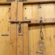 Puerta antigua madera teca medio punto - Imagen 4