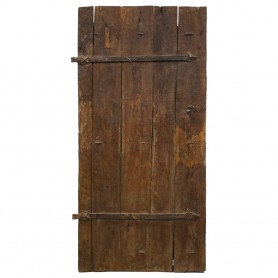Puerta antigua listones tallados