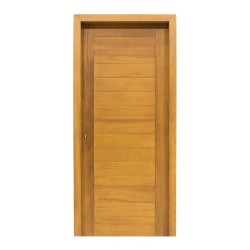 Puerta interior de madera