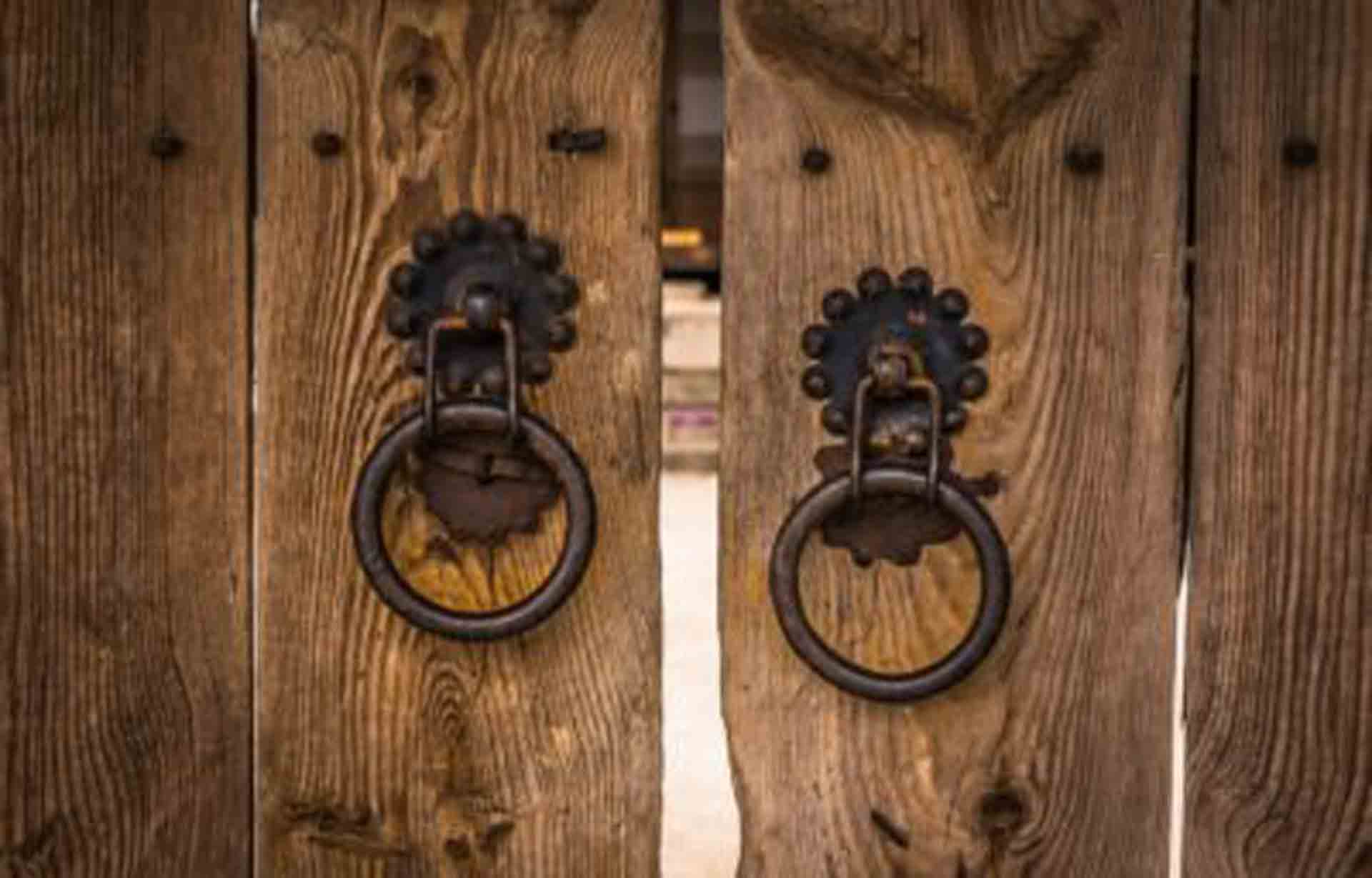 Puertas - Cómo limpiar puertas de madera